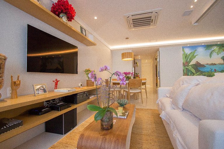 Comfort and sophistication by the seaside.