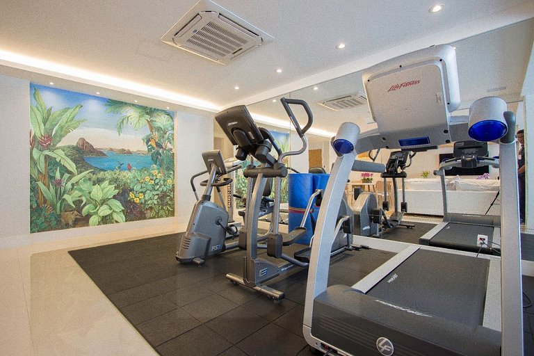 Comfort and sophistication by the seaside.