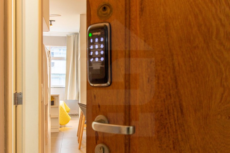 Modern studio on Rua Santa Clara, Copacabana | Haelo
