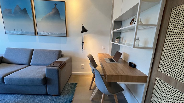 Oceanfront studio next to the Hilton | Haelo