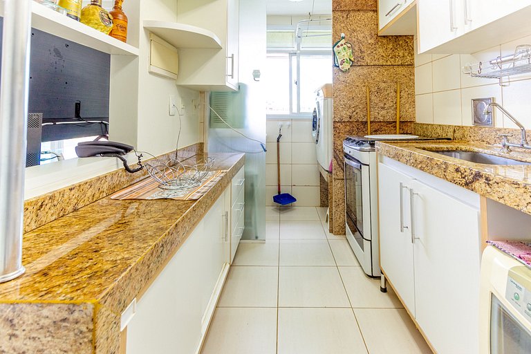 Cómodo 2 Dormitorios con Balcón y Vista al Mar