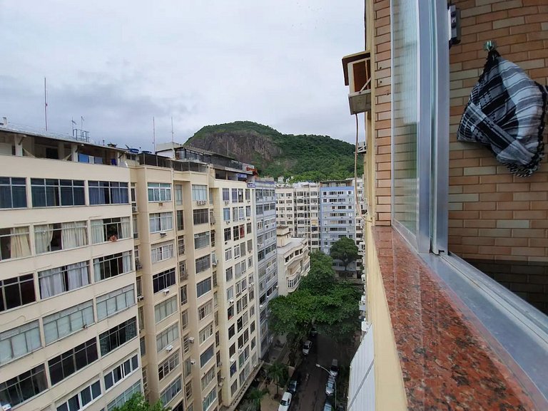 Apê a 3 min da praia, com metrô ao lado | Haelo