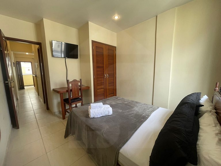 Copacabana Family Haven: 3min to the Shoreline