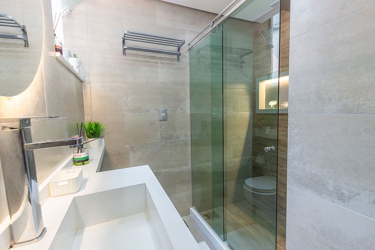 3 quartos reformados, 120 m², praia e metrô perto | Haelo