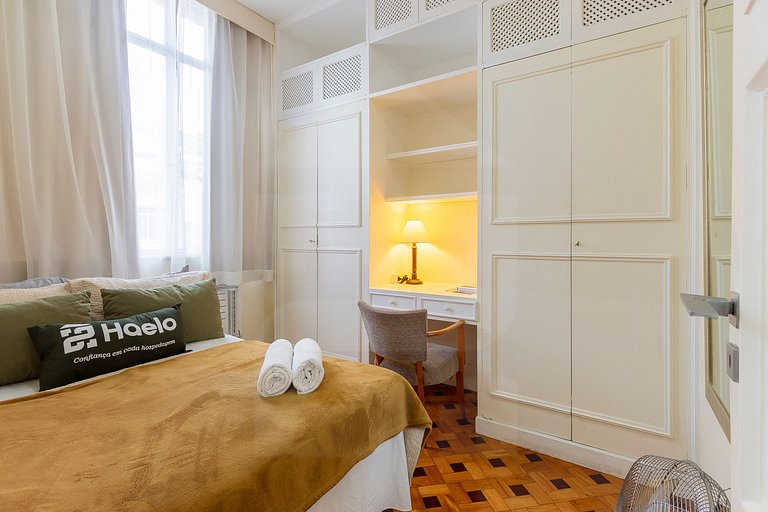 3 quartos reformados, 120 m², praia e metrô perto