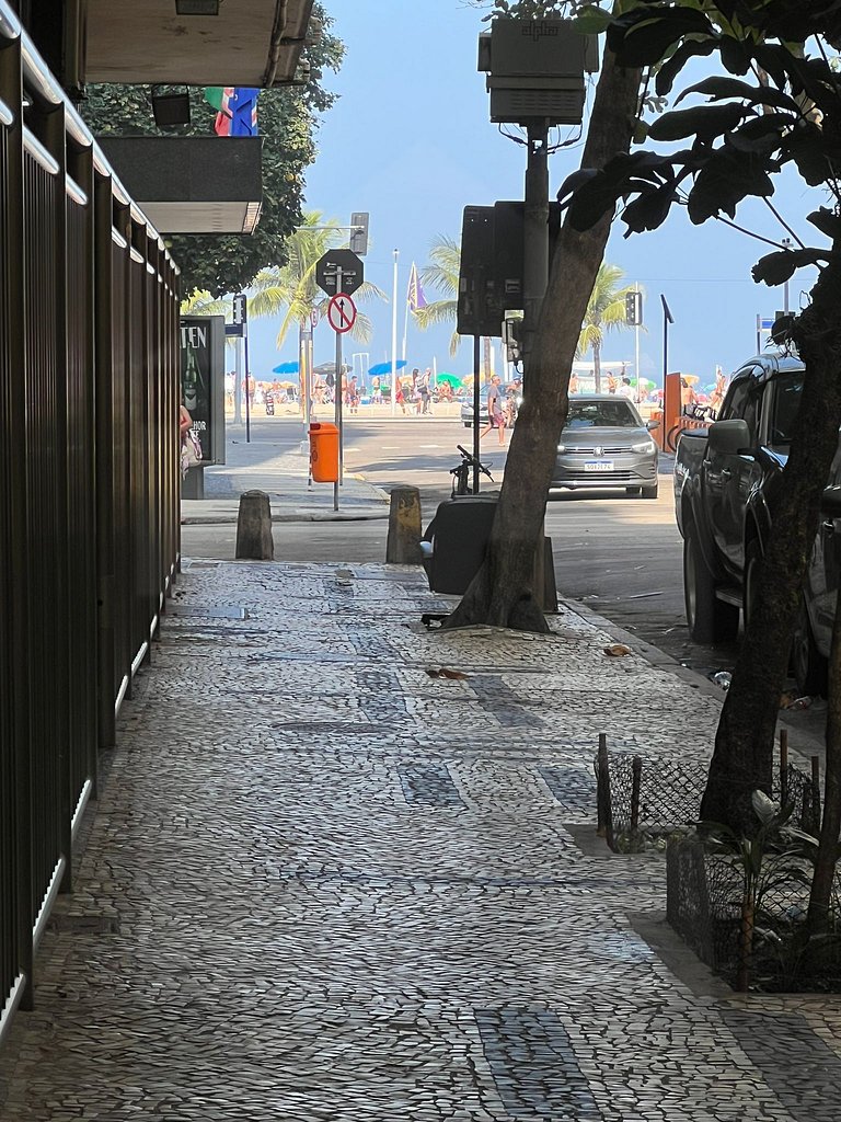 Studio moderno no Leme para casais, com split | Haelo