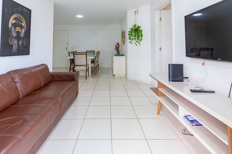 Comfortable 2BR Apt 5 Min to the Beach