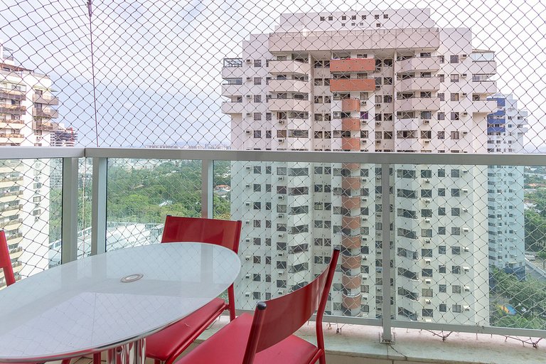 Comfortable 2BR Apt 5 Min to the Beach