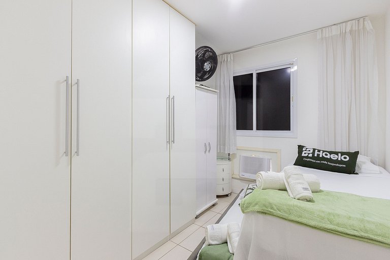 Comfortable 2BR Apt 5 Min to the Beach