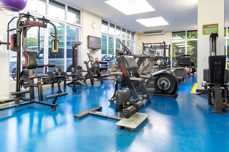 Comfortable 2BR Apt 5 Min to the Beach