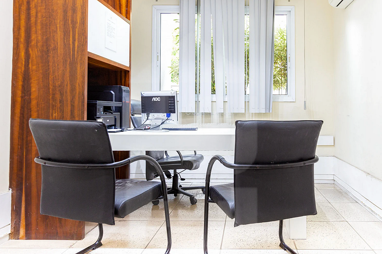 Comfortable 2BR Apt 5 Min to the Beach