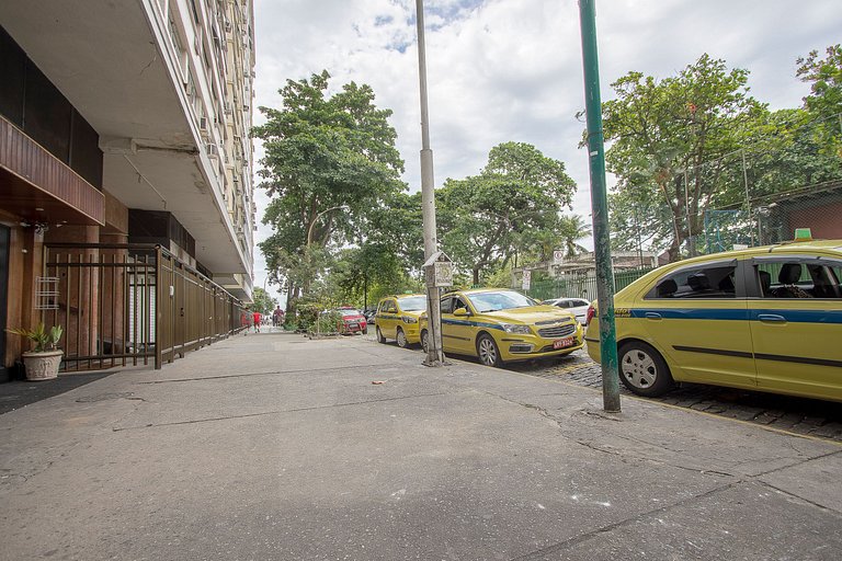 Praia, Metrô e Vans p/ Cristo ao Lado