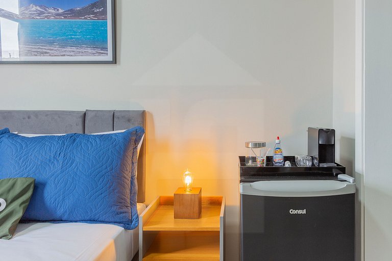 Estudio Encantador con Vista Lateral a la Playa