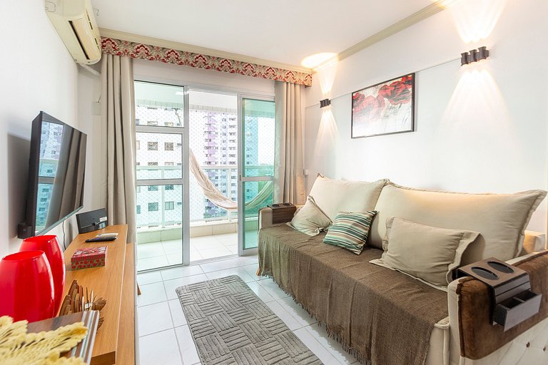 Lazer Completo na Barra: Piscina, Sauna e Mar