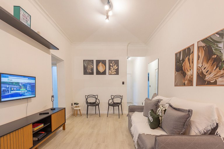 Just Steps from the Beach – Spacious and Comfortable