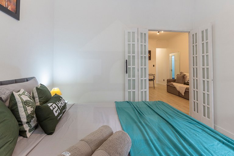 Just Steps from the Beach – Spacious and Comfortable