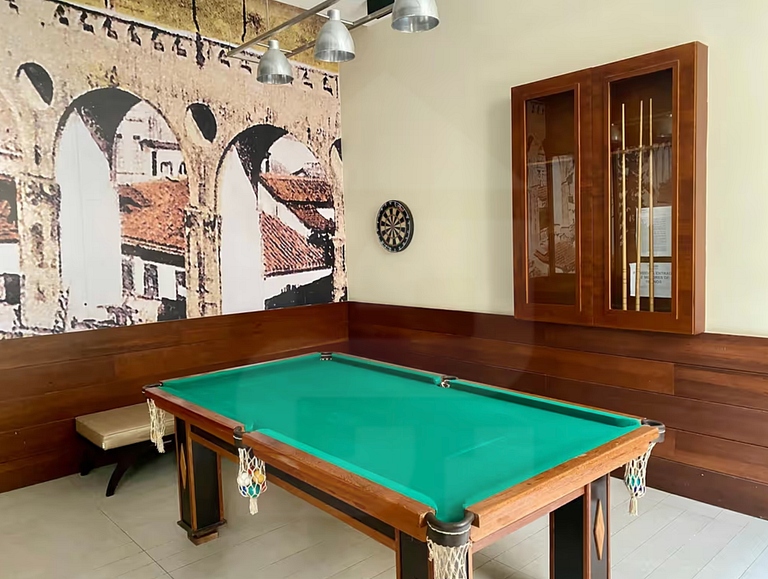 Piscina, academia e spa no coração do Rio