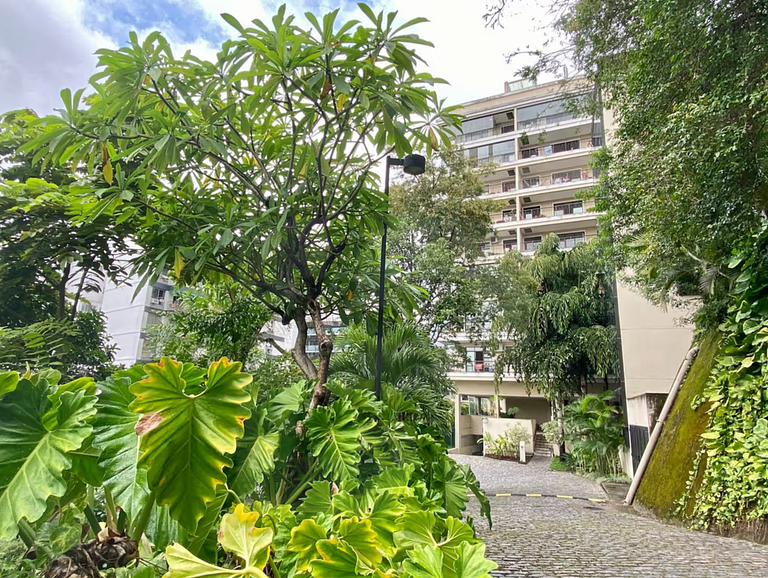 Piscina, academia e spa no coração do Rio