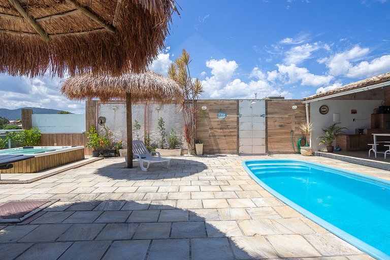 sitio con vista a la laguna y al mar en Maricá