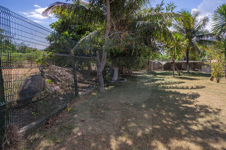 Beautiful ranch with lake and sea view in Maricá