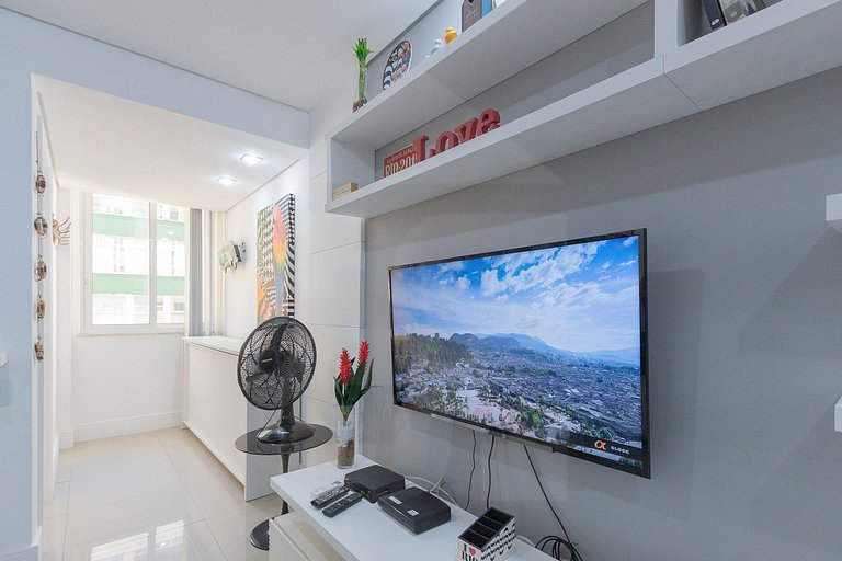 Moderno em Copacabana, Perto da Praia