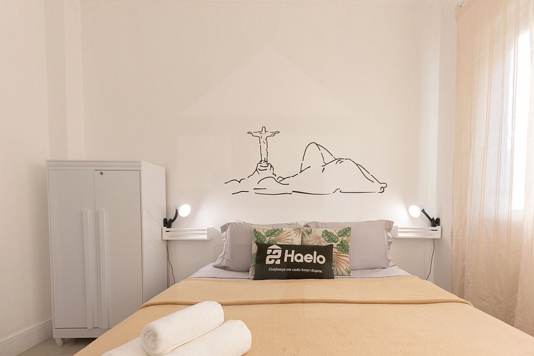 Moderno en Copacabana, Cerca de la playa