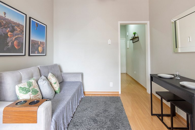 Charming Studio with Side View of the Beach