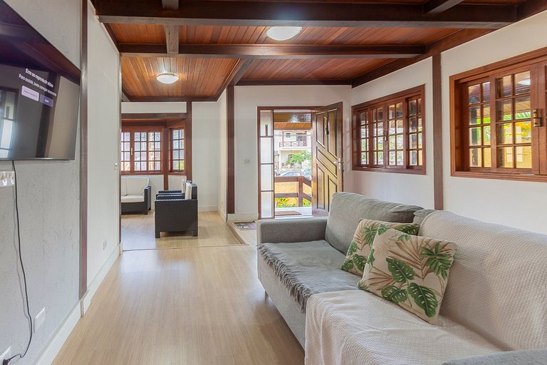 Cozy house near the beaches of Recreio