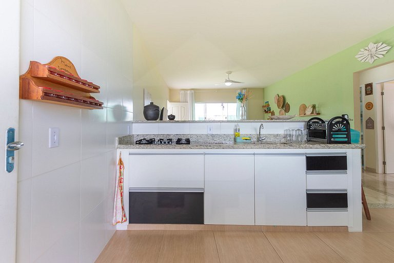 Charming House with Lagoon and Leisure in Arraial