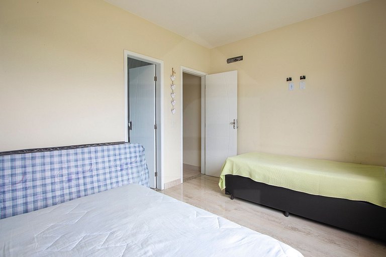 Charming House with Lagoon and Leisure in Arraial