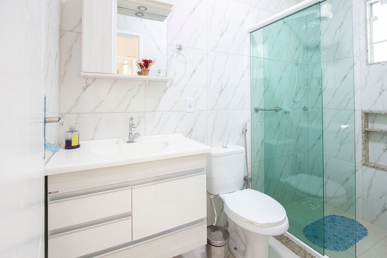 Charming House with Lagoon and Leisure in Arraial