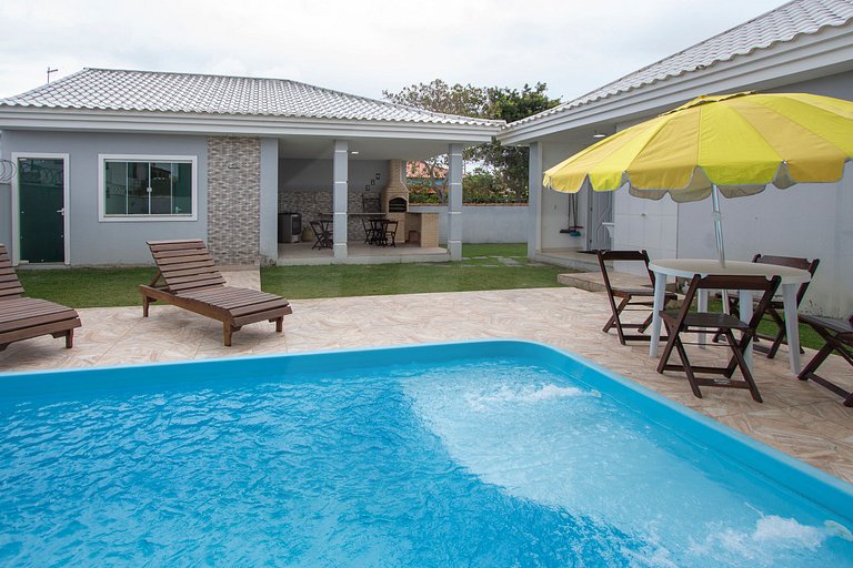 Charming House with Lagoon and Leisure in Arraial