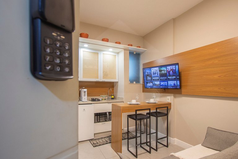 Modern Apt · 2min to Copacabana Beach