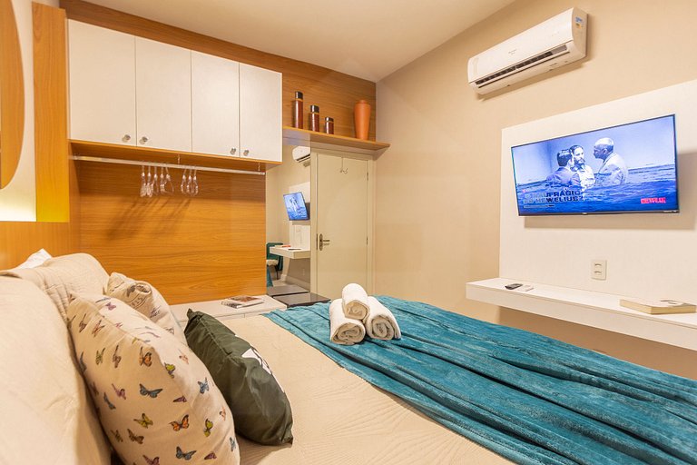 Modern with AC, 2 min from Copacabana beach | Haelo