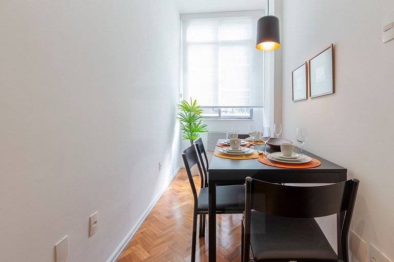 2 bedrooms with AC, near the beach and metro