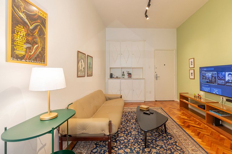 Spacious and comfortable on Copacabana Beach