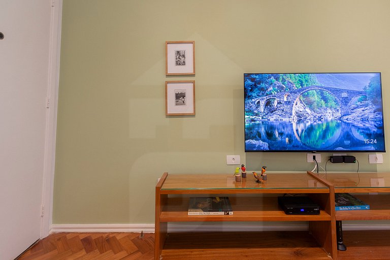 Spacious and comfortable on Copacabana Beach