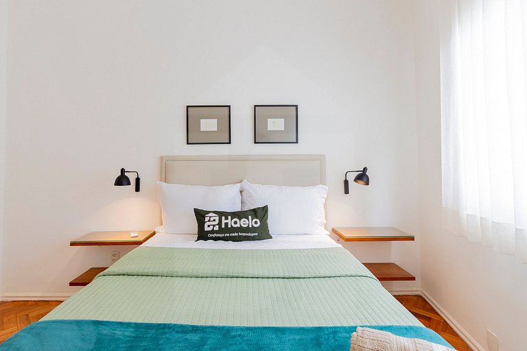 Spacious and comfortable on Copacabana Beach