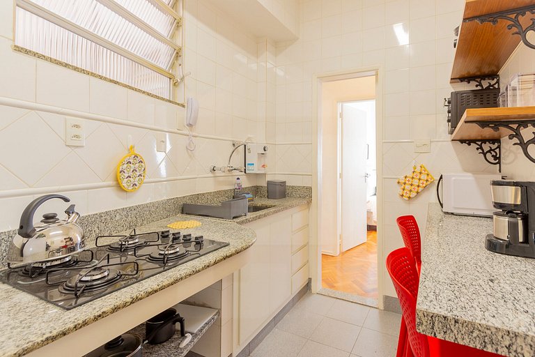 2 bedrooms with AC, near the beach and metro