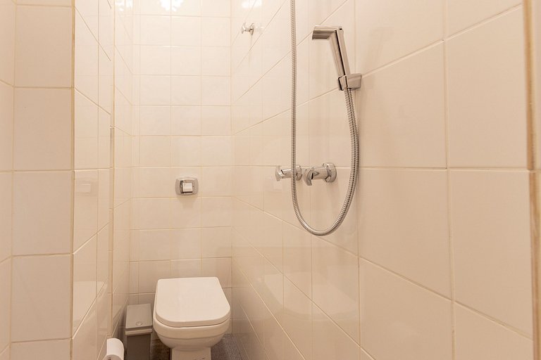 2 quartos com ar, perto da praia e do metrô | Haelo