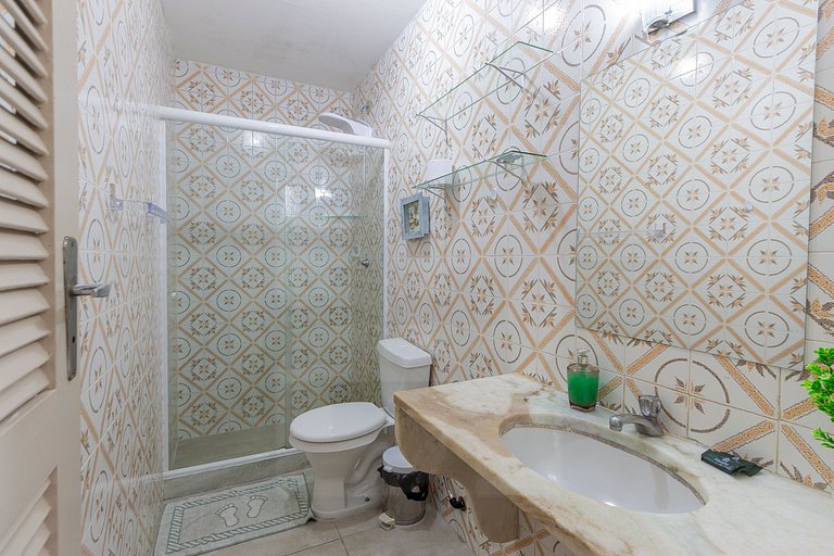 Conforto perto das praias e pontos turísticos