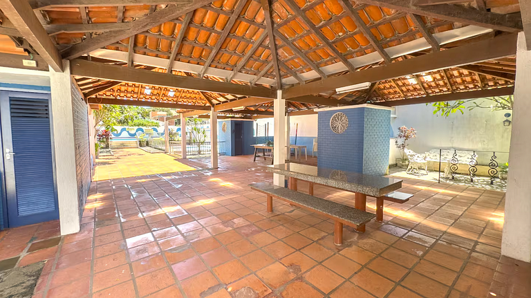 Conforto perto das praias e pontos turísticos