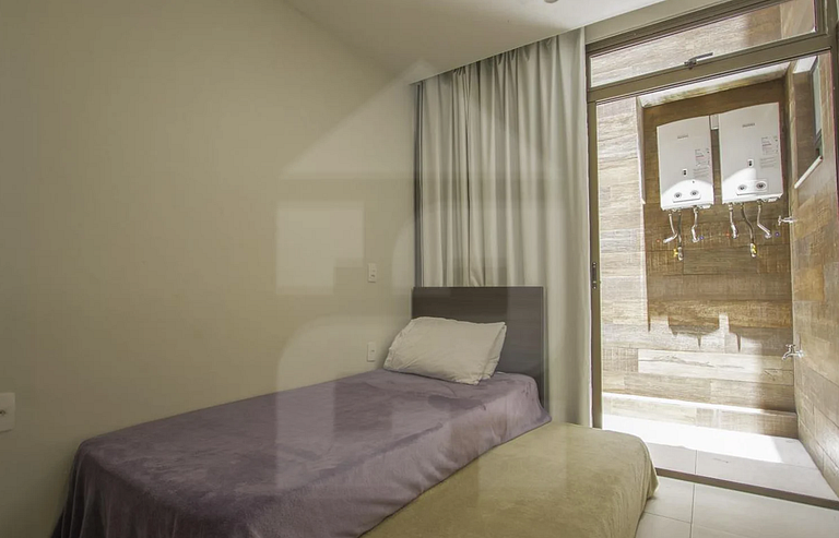 Simple and comfortable apartment in Copacabana