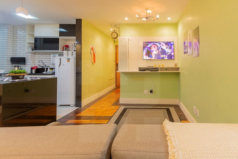 Excellent location in Copacabana, close to the sea