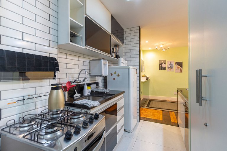 Excellent location in Copacabana, close to the sea