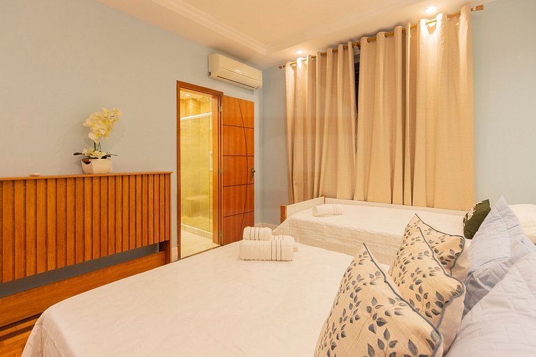 Excellent location in Copacabana, close to the sea