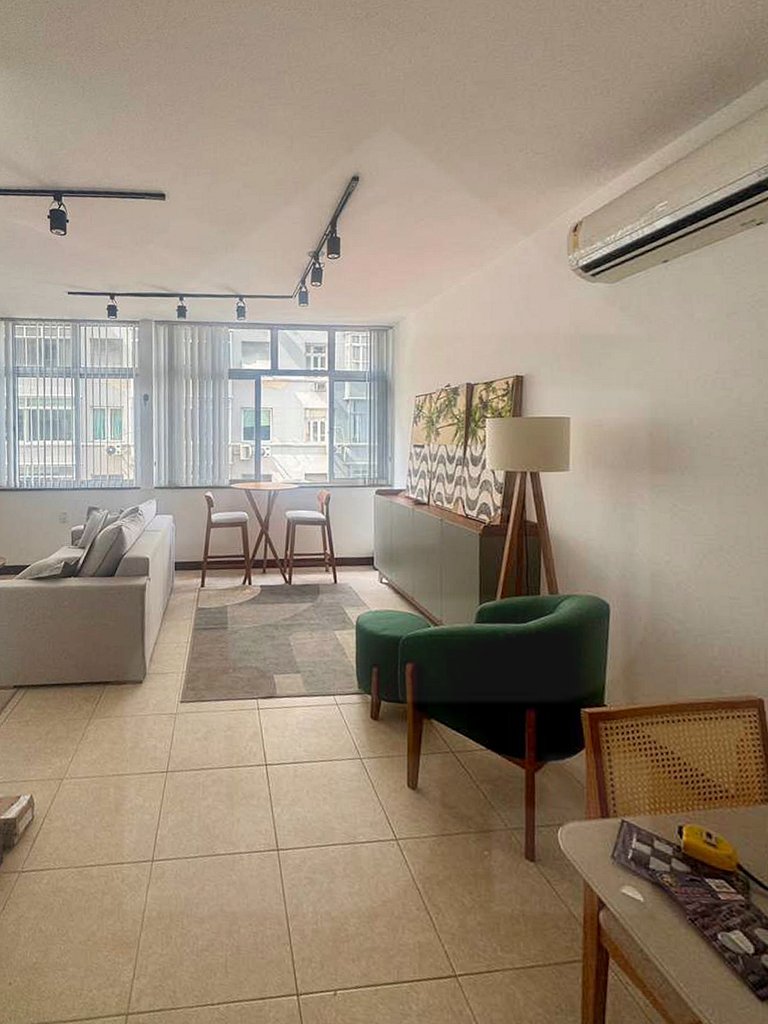 Sea View Comfort and Great Location