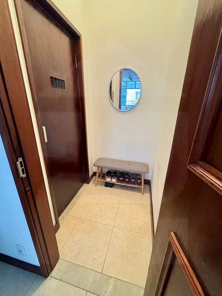 Sea View Comfort and Great Location