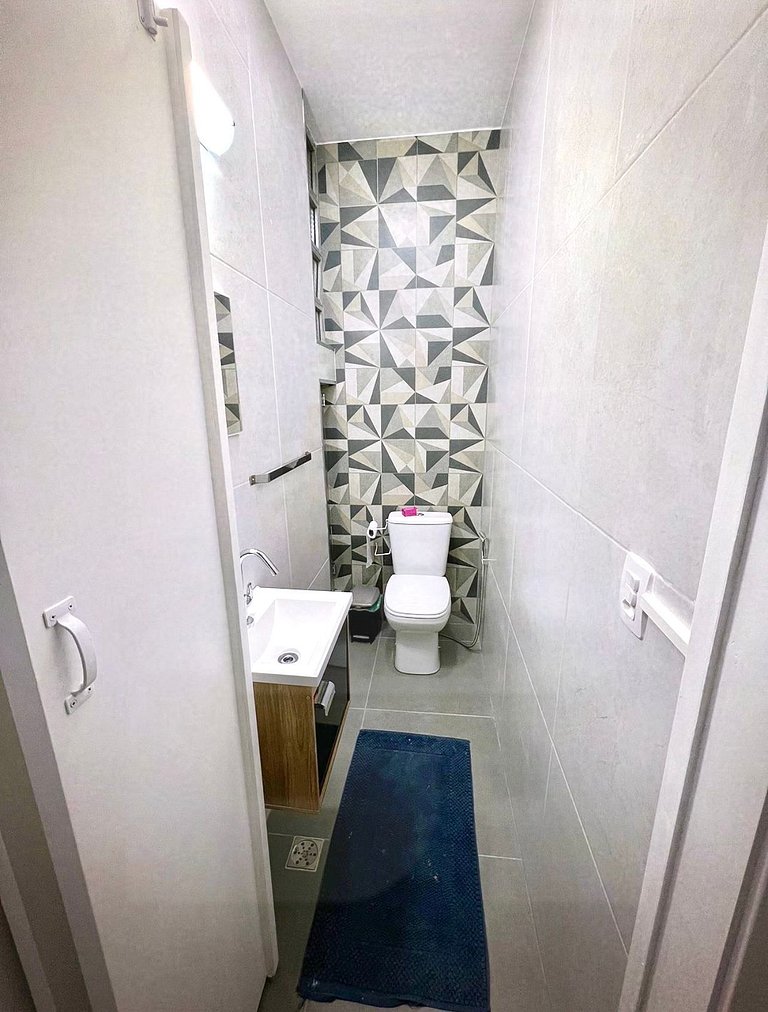 Spacious and Quiet Studio Near the Beach