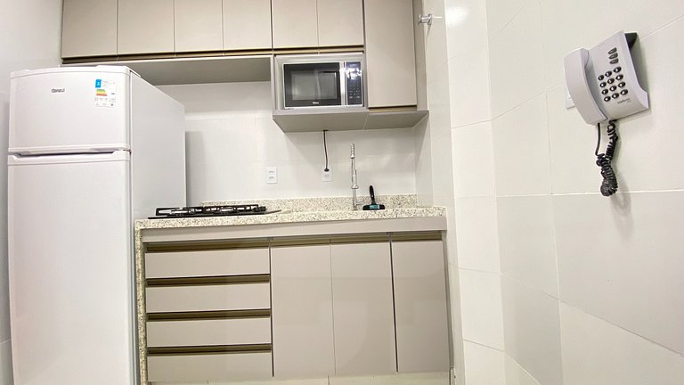 Spacious and elegant 200m from Copacabana Beach